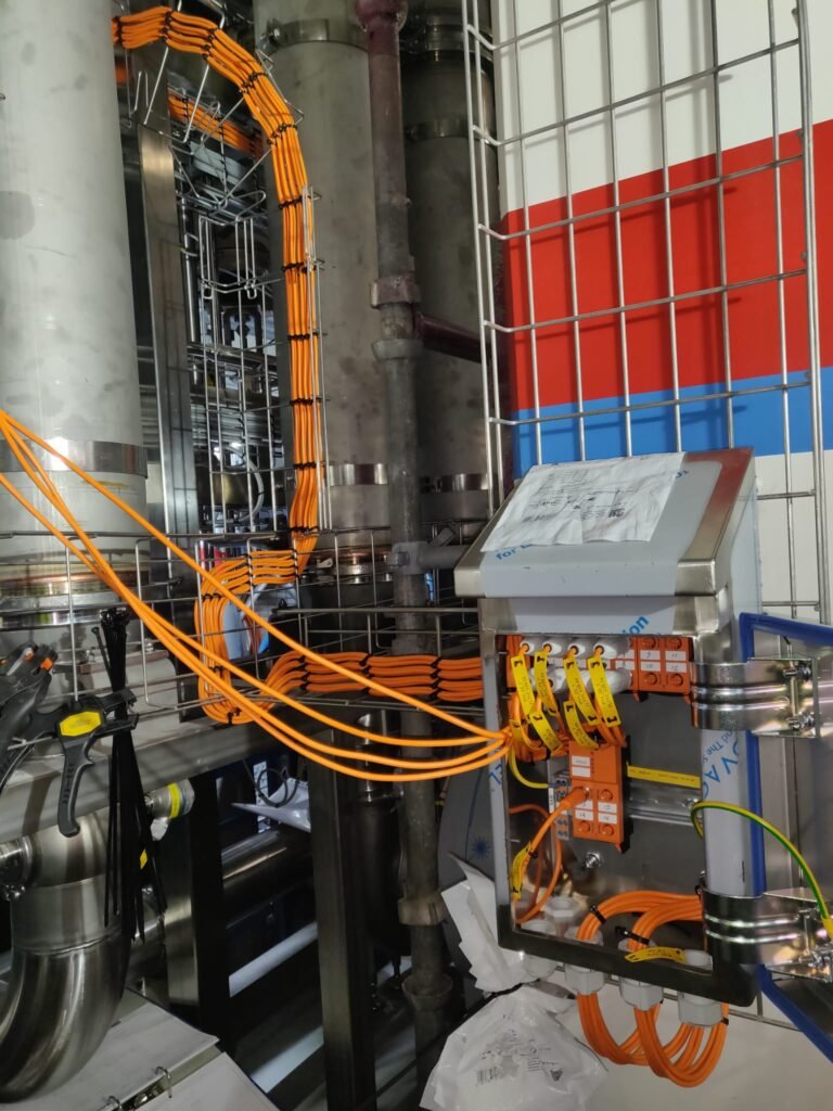 WhatsApp Image 2025-10-30 at 16.46.05 (1)